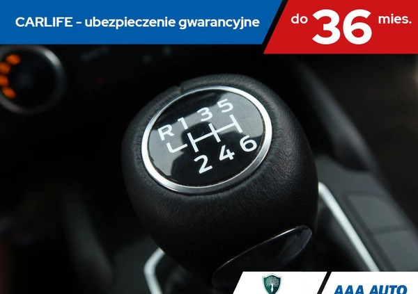 Ford Focus cena 70000 przebieg: 33993, rok produkcji 2019 z Nałęczów małe 172